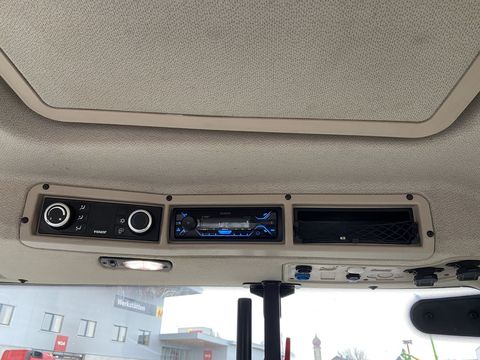 [3379-6542769-11.jpg]