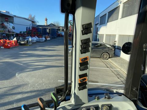 [3379-6546601-11.jpg]