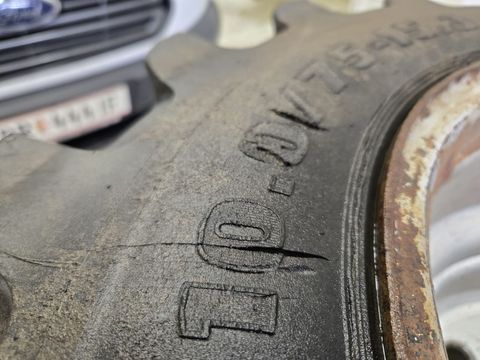 [3379-6626081-6.jpg]