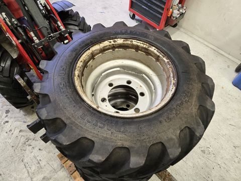 [3379-6626081-8.jpg]