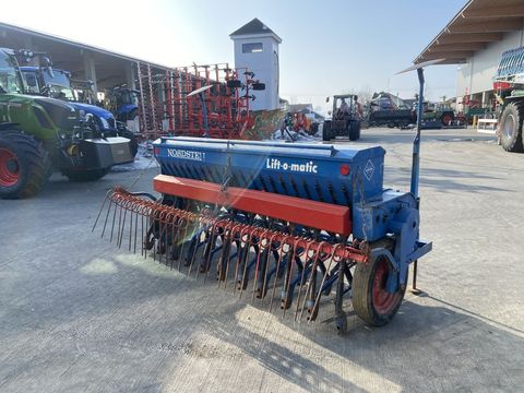 [3379-6646654-5.jpg]