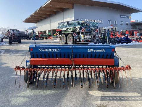 [3379-6646654-6.jpg]