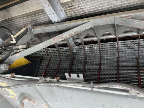 [3379-6667453-5.jpg]