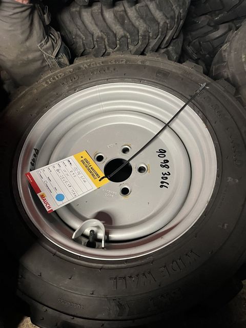 [3379-6667508-3.jpg]