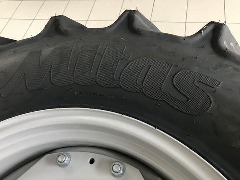 [3379-6667658-8.jpg]