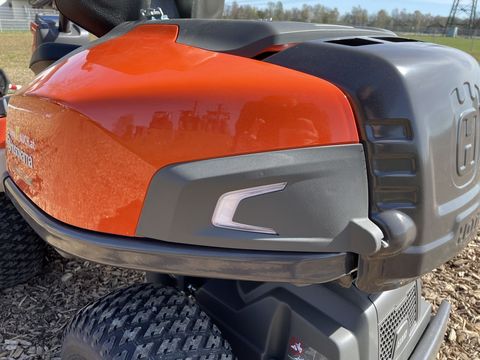 [3379-6822599-3.jpg]