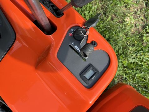 [3379-6822602-10.jpg]