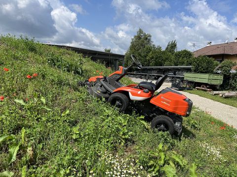 [3379-6822602-3.jpg]