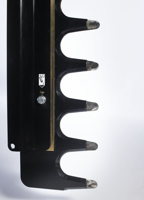 [3379-7451792-3.jpg]