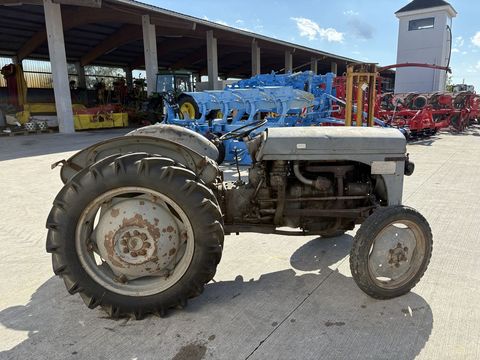 [3379-7460492-3.jpg]