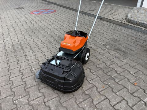 [3379-7487559-13.jpg]
