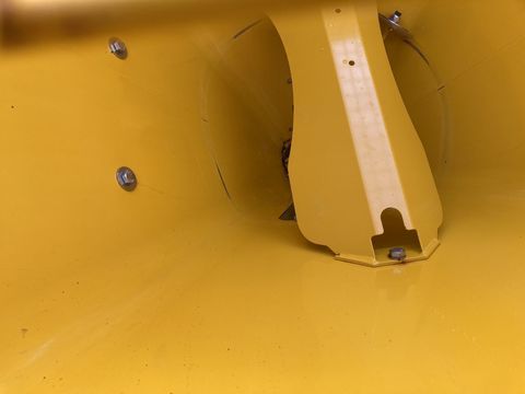 [3383-3480457-14.jpg]