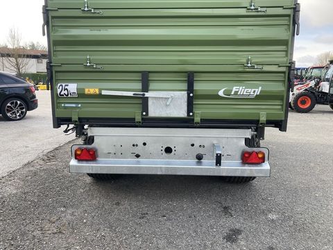 [3383-3921126-23.jpg]