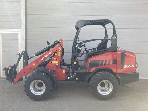 [3383-4085371-14.jpg]