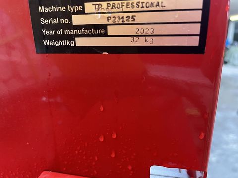 [3383-4432104-9.jpg]
