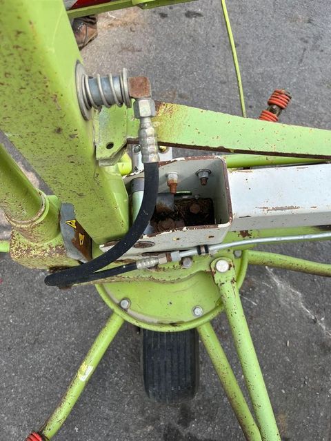 [3383-4434014-16.jpg]
