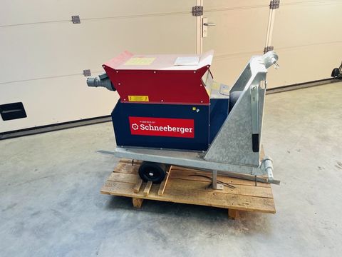 [3383-5343727-3.jpg]