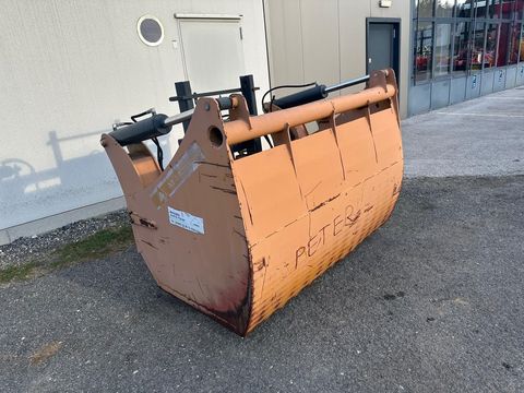 [3383-5514828-10.jpg]