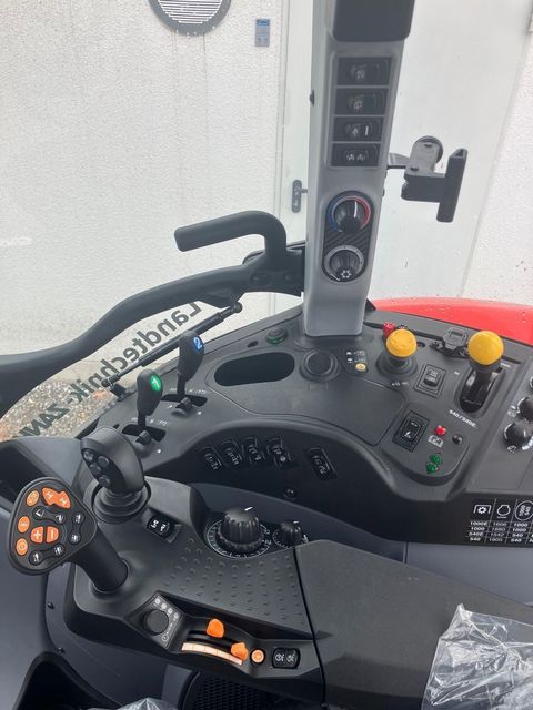 [3383-6430418-10.jpg]