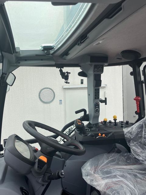 [3383-6430418-3.jpg]