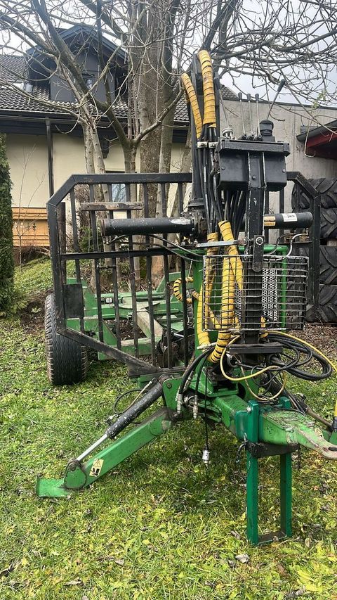 [3383-6526028-23.jpg]