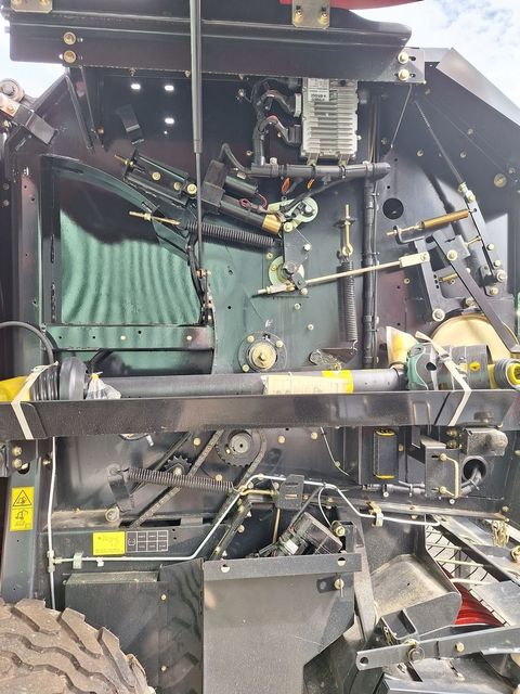 [3489-4077838-6.jpg]