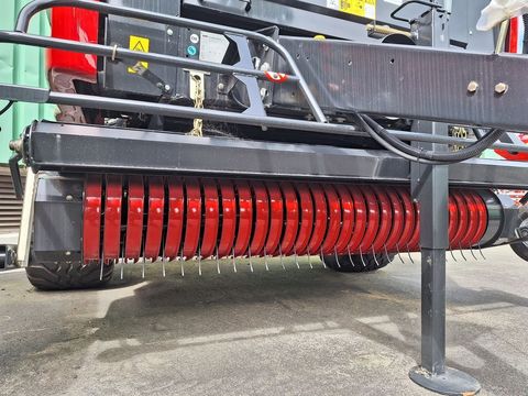 [3489-4077838-8.jpg]