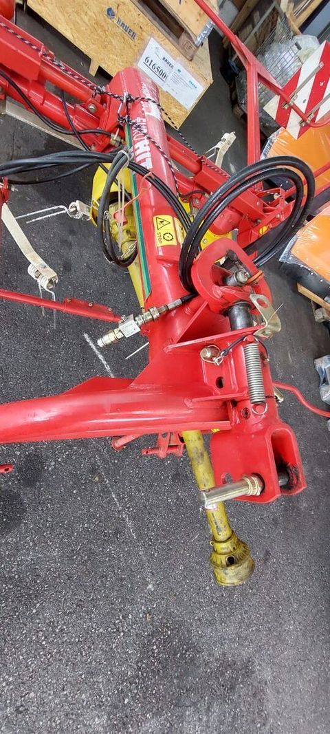 [3489-5785609-3.jpg]