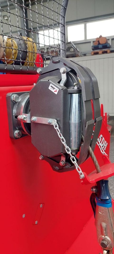 [3489-5969871-3.jpg]