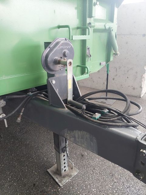 [3489-5981325-3.jpg]