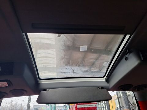 [3489-6681896-9.jpg]