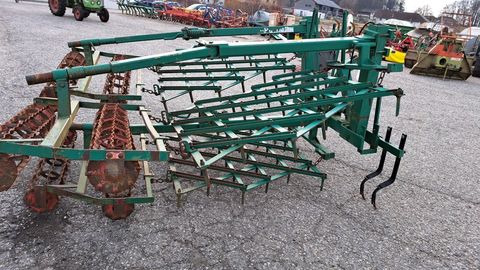 [3508-3902593-7.jpg]