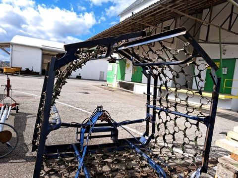 [3508-4175047-8.jpg]