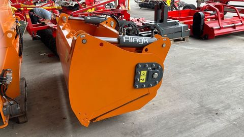 [3508-4178287-5.jpg]