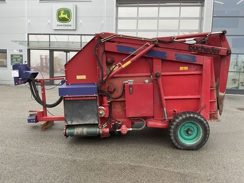 [3508-4283757-12.jpg]