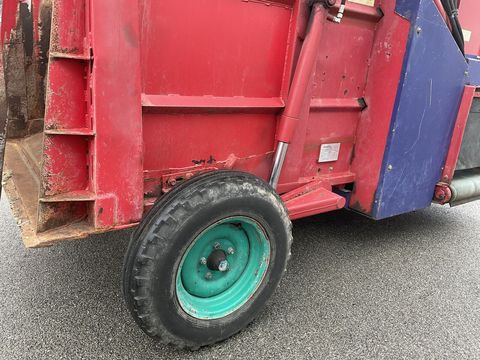 [3508-4283757-22.jpg]