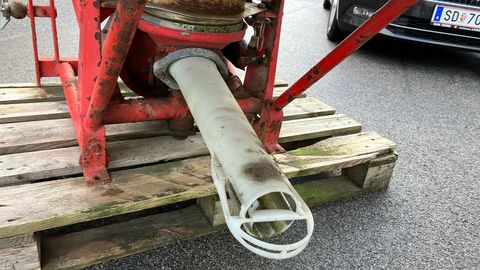 [3508-4502143-8.jpg]