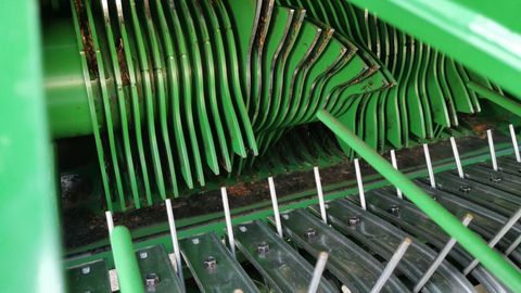 [3508-4844640-8.jpg]