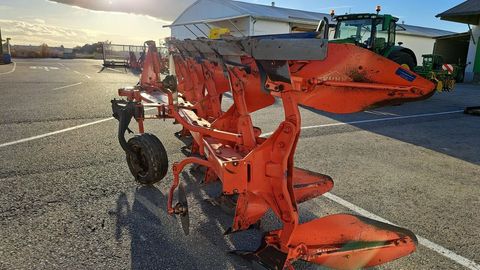 [3508-4883320-3.jpg]