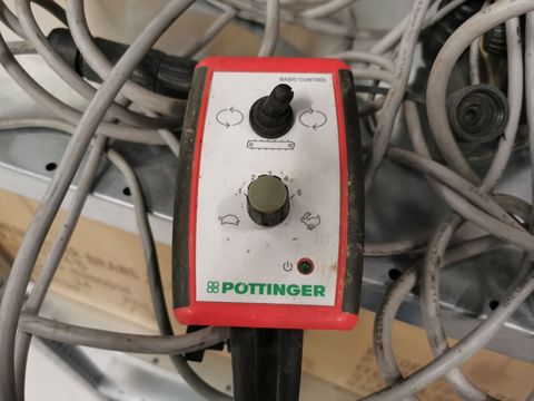 [3508-5152290-11.jpg]