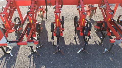 [3508-5260970-5.jpg]