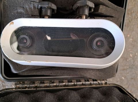 [3508-5260970-7.jpg]