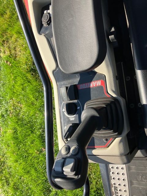 [3508-5514761-9.jpg]