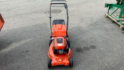 [3508-5524636-4.jpg]