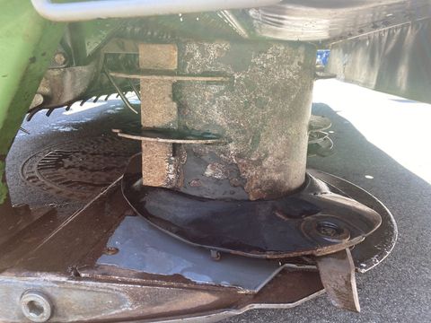 [3508-5624729-13.jpg]