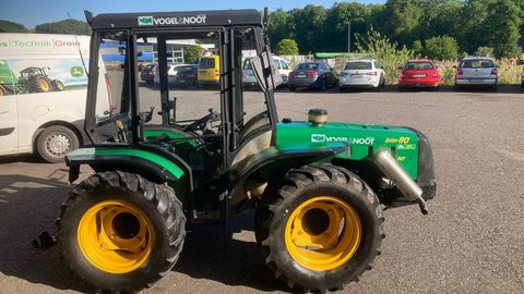 [3508-5661643-4.jpg]