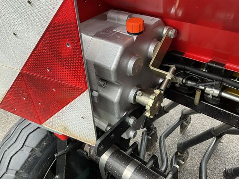 [3508-6430430-14.jpg]