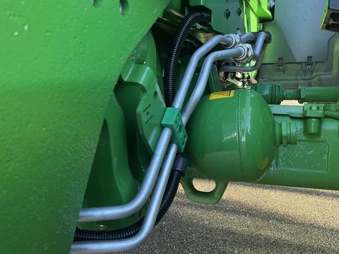 [3508-6518885-11.jpg]