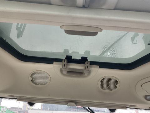 [3508-6522370-28.jpg]