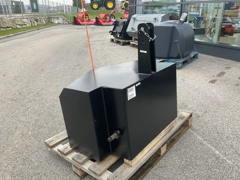 [3508-6522379-3.jpg]